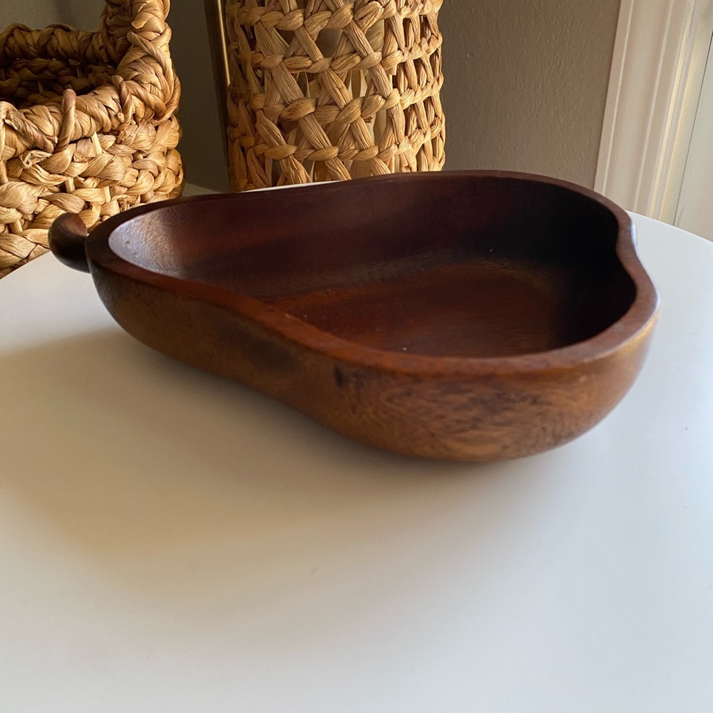 Rustic Pear-Shaped Wooden Serving Bowl by “The Cellar” by Macy’s. Cute! - Picture 2 of 10